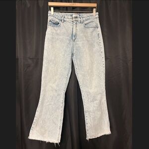 Curvy Kick Crop Jeans